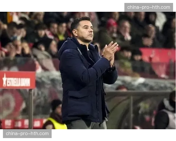 赫罗纳主帅米歇尔专访:谈球队黑马赛季与战术哲学 赫罗纳主帅米歇尔专访:谈球队黑马赛季与战术哲学